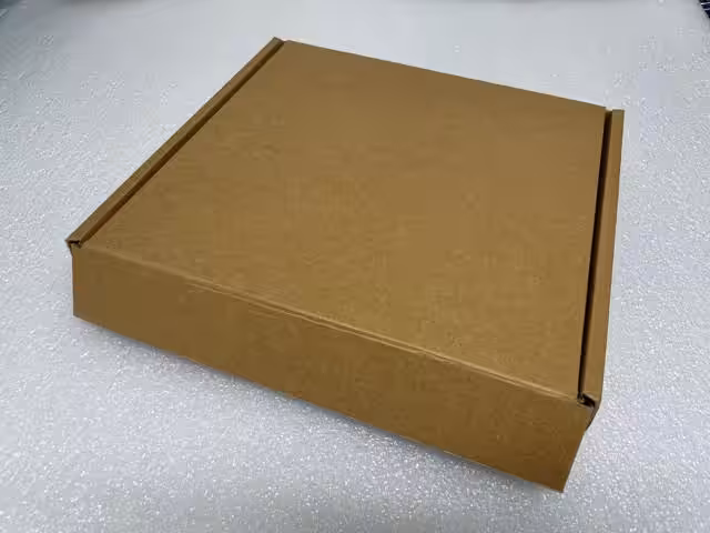 Mailer Box 380 x 330 x 105 Large Brown