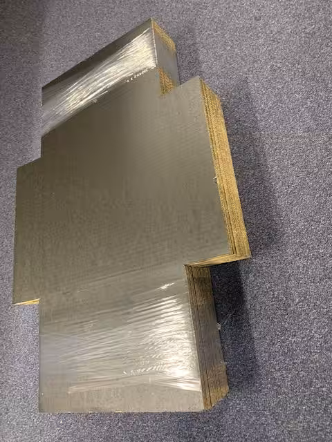 bundle of vinyl mailers