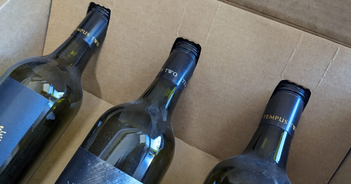 3 Bottle Laydown Mailer with Divider (Push In) Brown Able Packaging