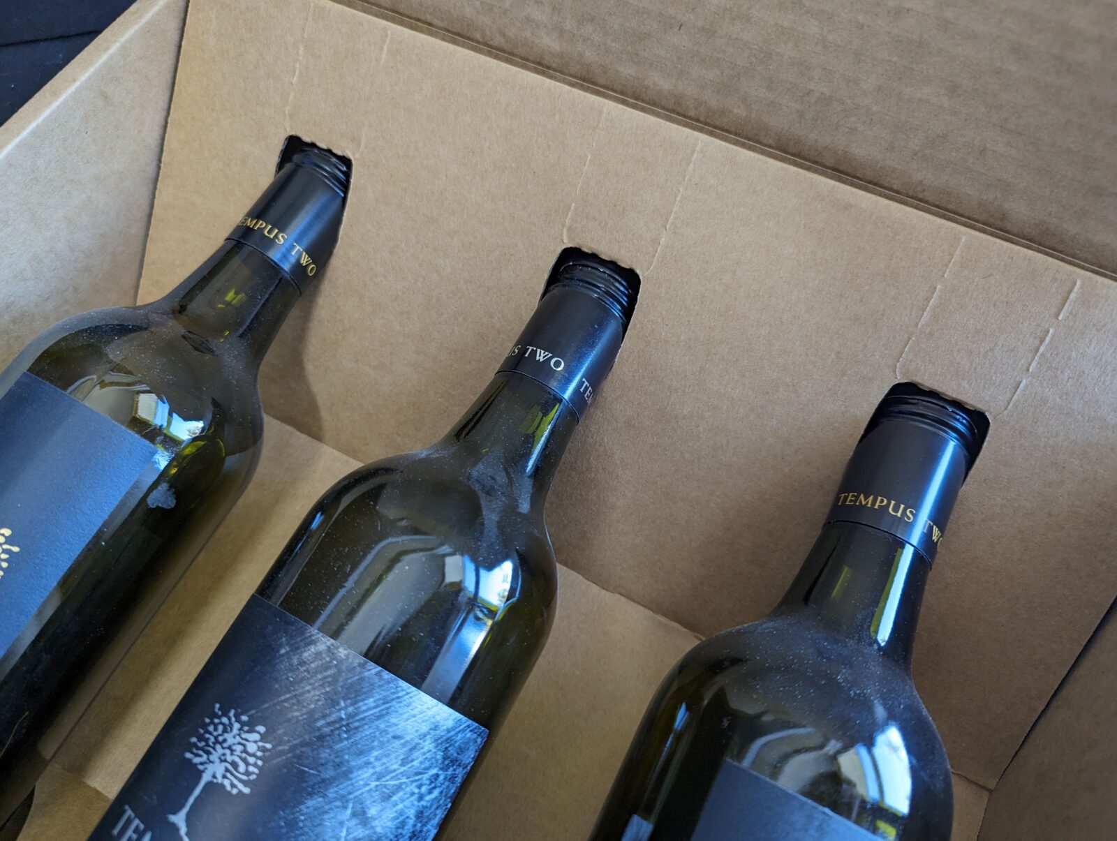 3 Bottle Laydown Mailer with Divider (Push In) Brown Able Packaging